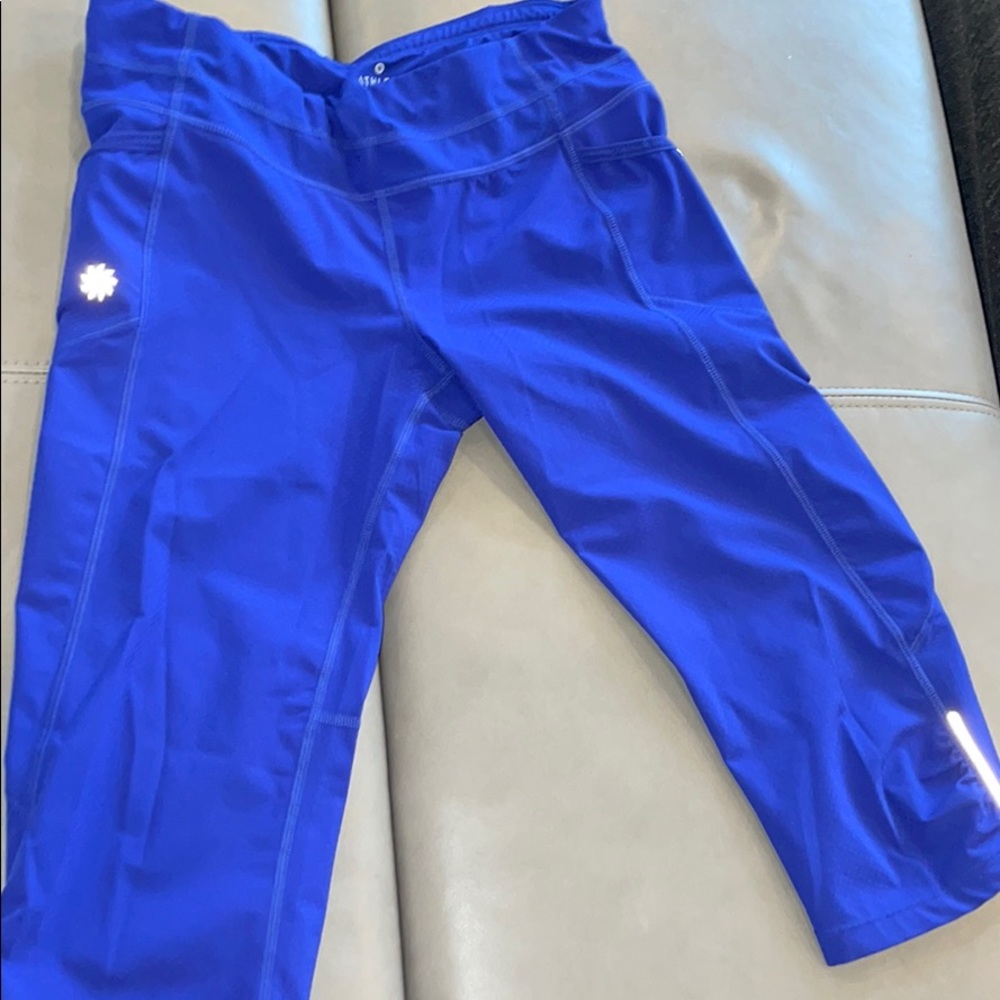 Athleta Cropped Leggings